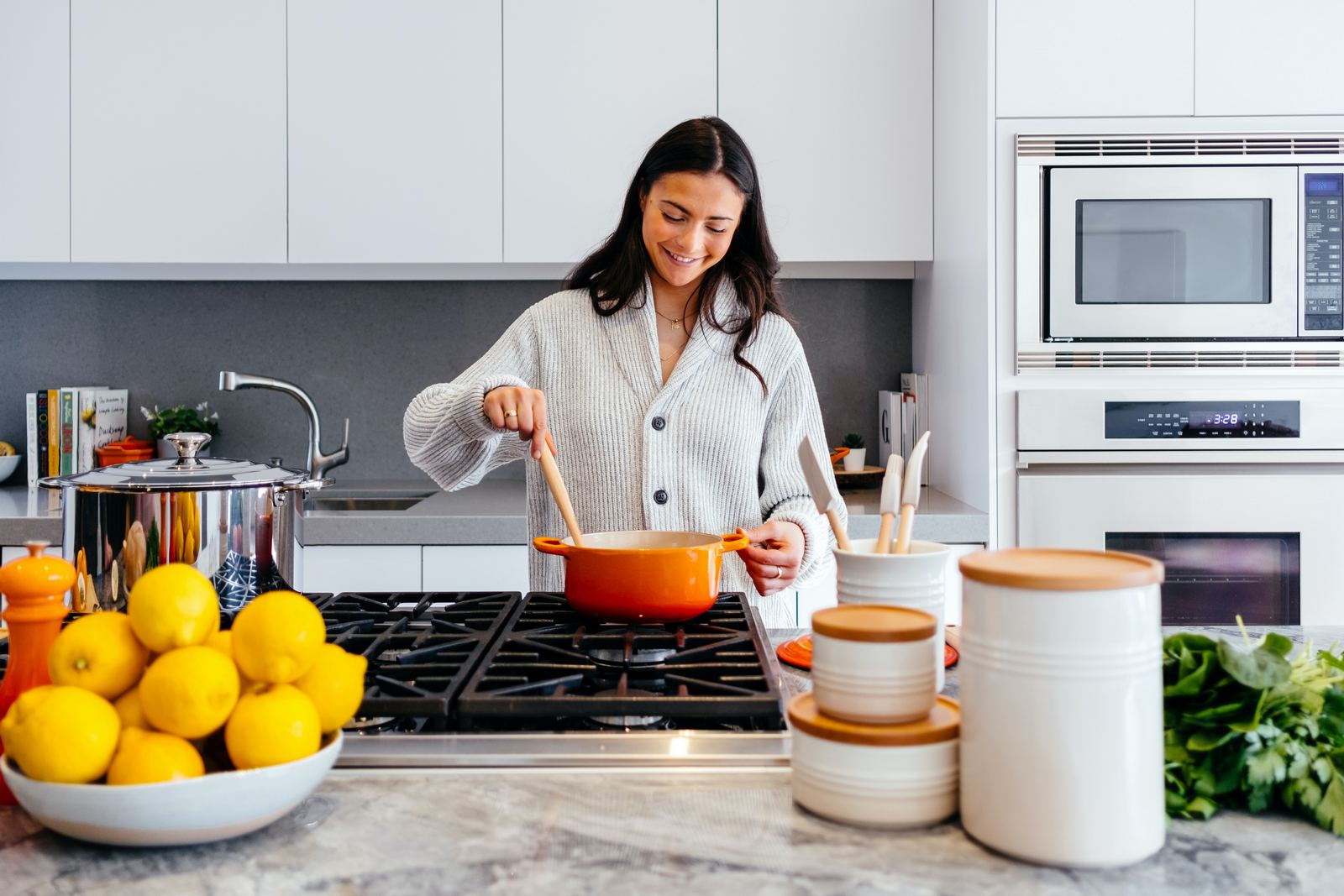 Cucina e risparmio: i consigli e le ricette salva energia