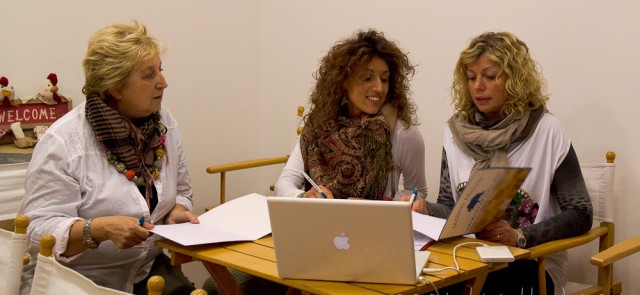La giuria del contest: da sinistra Fabiana Romanutti, Anna Panatanali, Cristina Rojaz