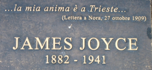 targa dedicata a joyce 