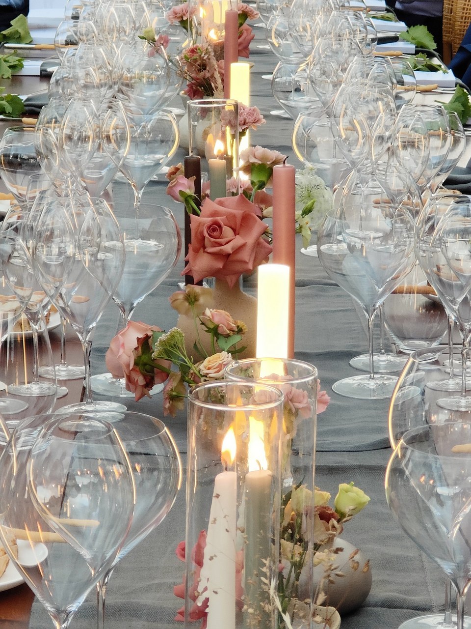 table decor, le rose protagoniste ph. nicola santini