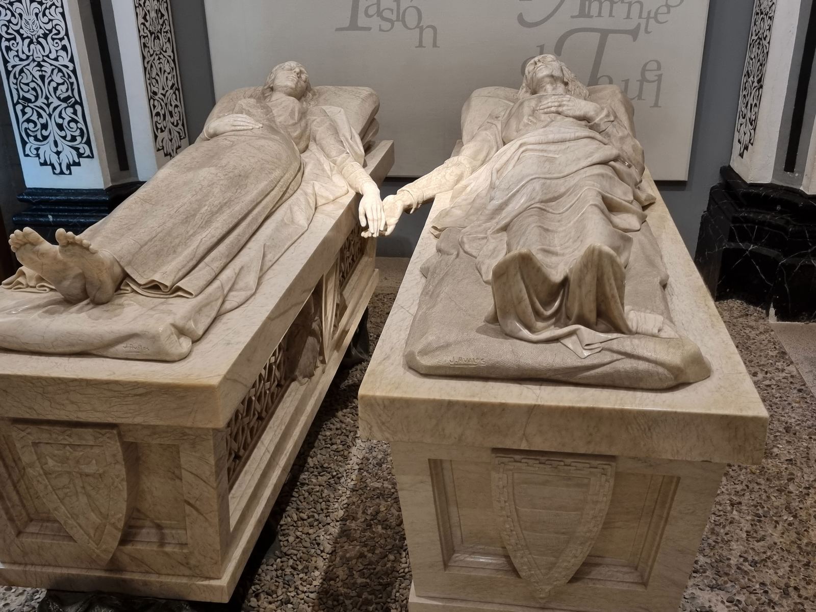 Gli amanti di Teruel, i sarcofaghi